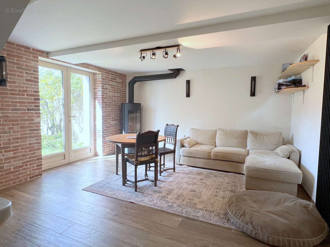 Maison à BU