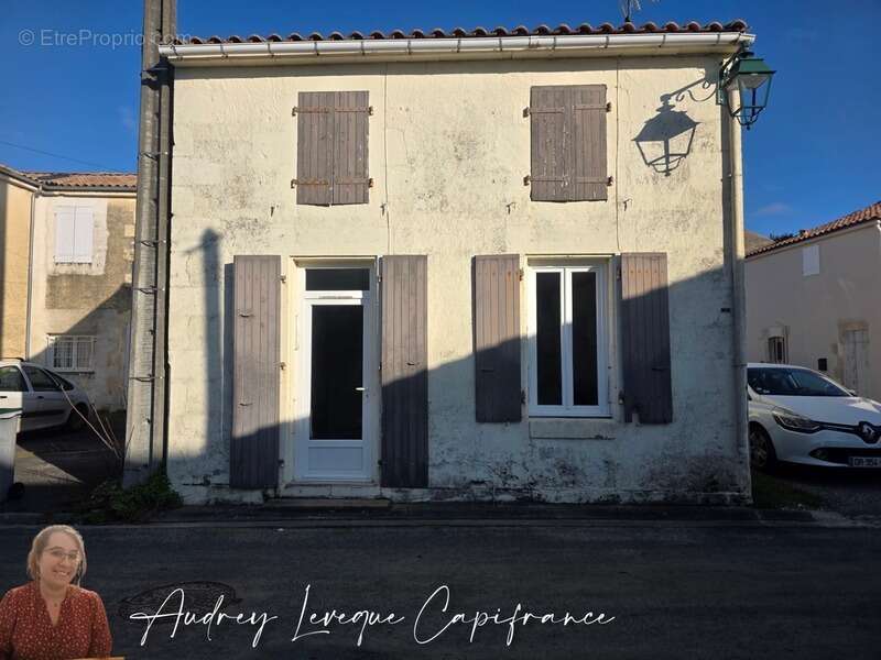 Maison à SAINT-GEORGES-DU-BOIS