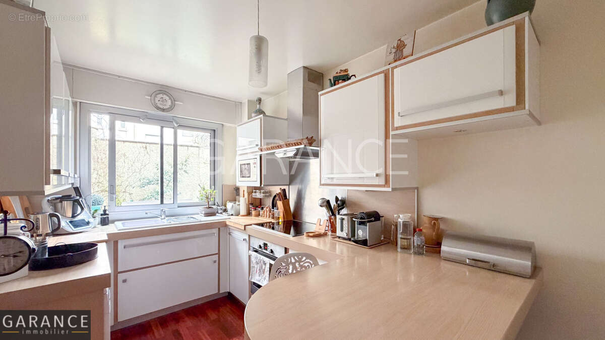 Appartement 98 m² à Paris-15e  - photo 6