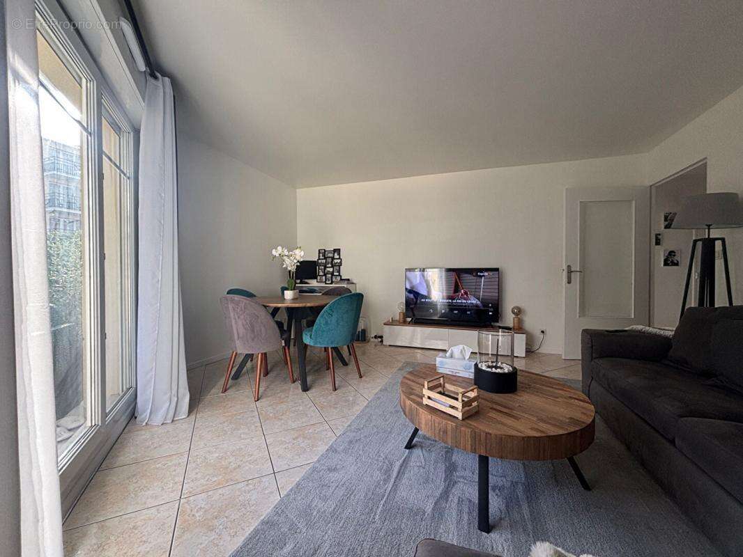 Appartement à BONDY