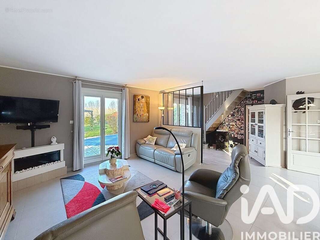 Photo 3 - Maison à ROOST-WARENDIN