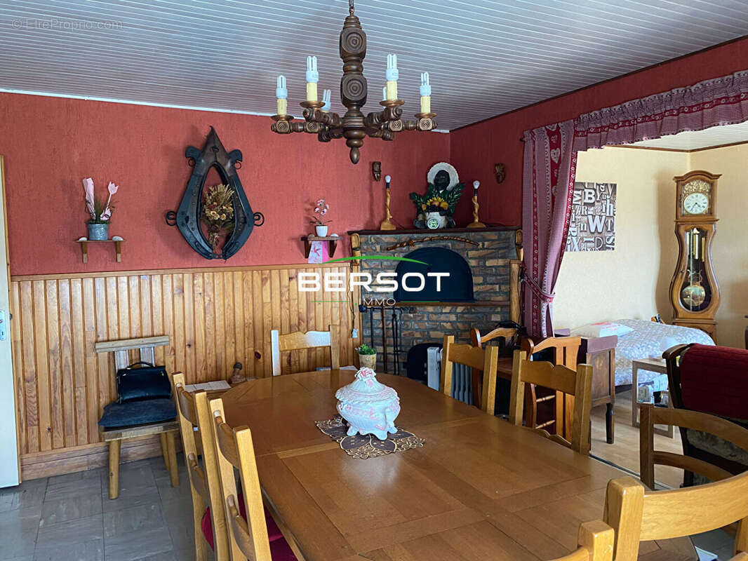 Maison à BAUME-LES-DAMES