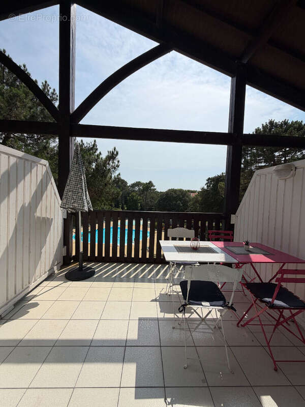 T2 + mezzanine, piscine et vue golf - photo 7