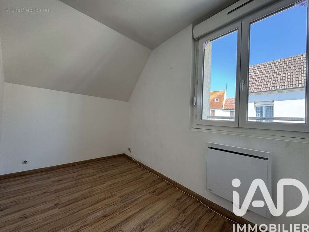 Photo 3 - Appartement à BRASLES