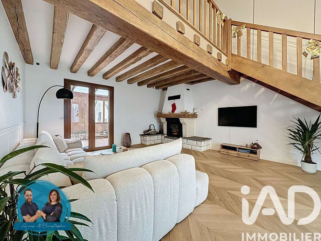 Maison 180 m² à Prunay-En-Yvelines  - photo 3
