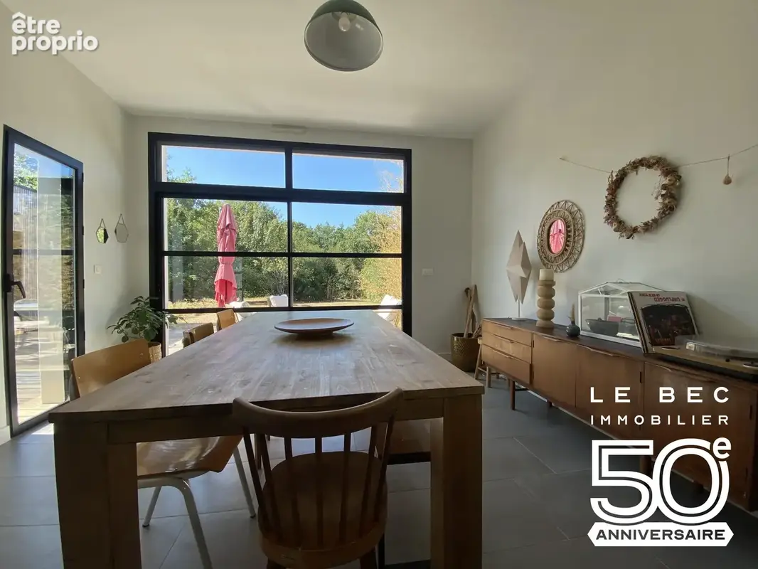 Maison 224 m² à Le Hezo  - photo 5