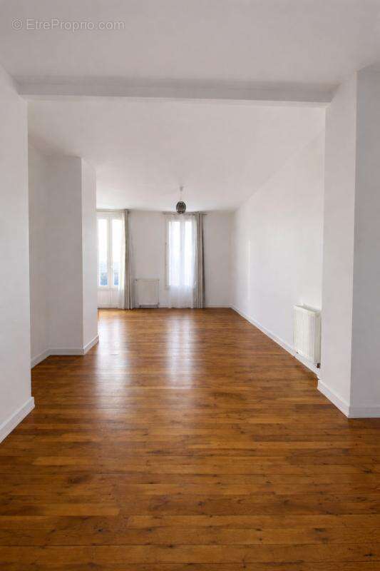 À VENDRE – Superbe T2 traversant – Argenteuil - photo 3