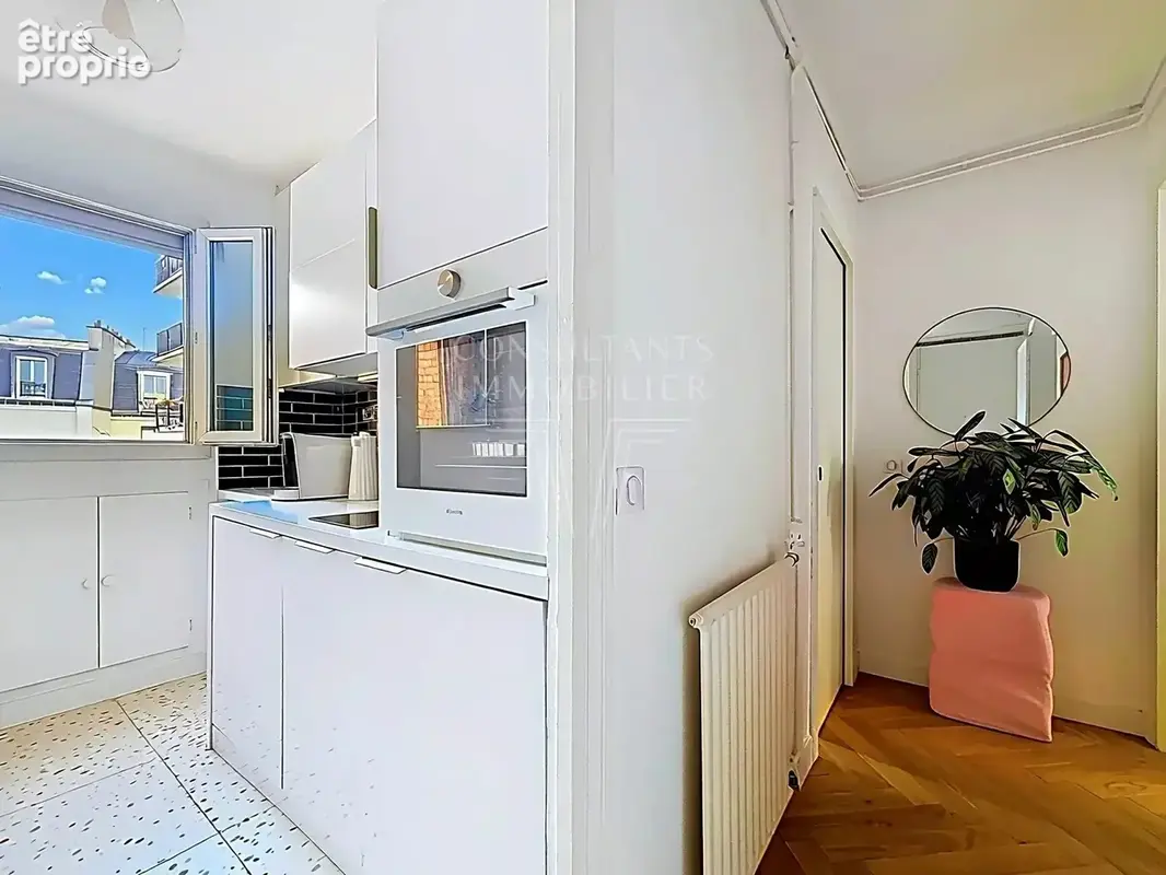 Cambronne. deux pièces traversant avec balcon – vue ciel - photo 5