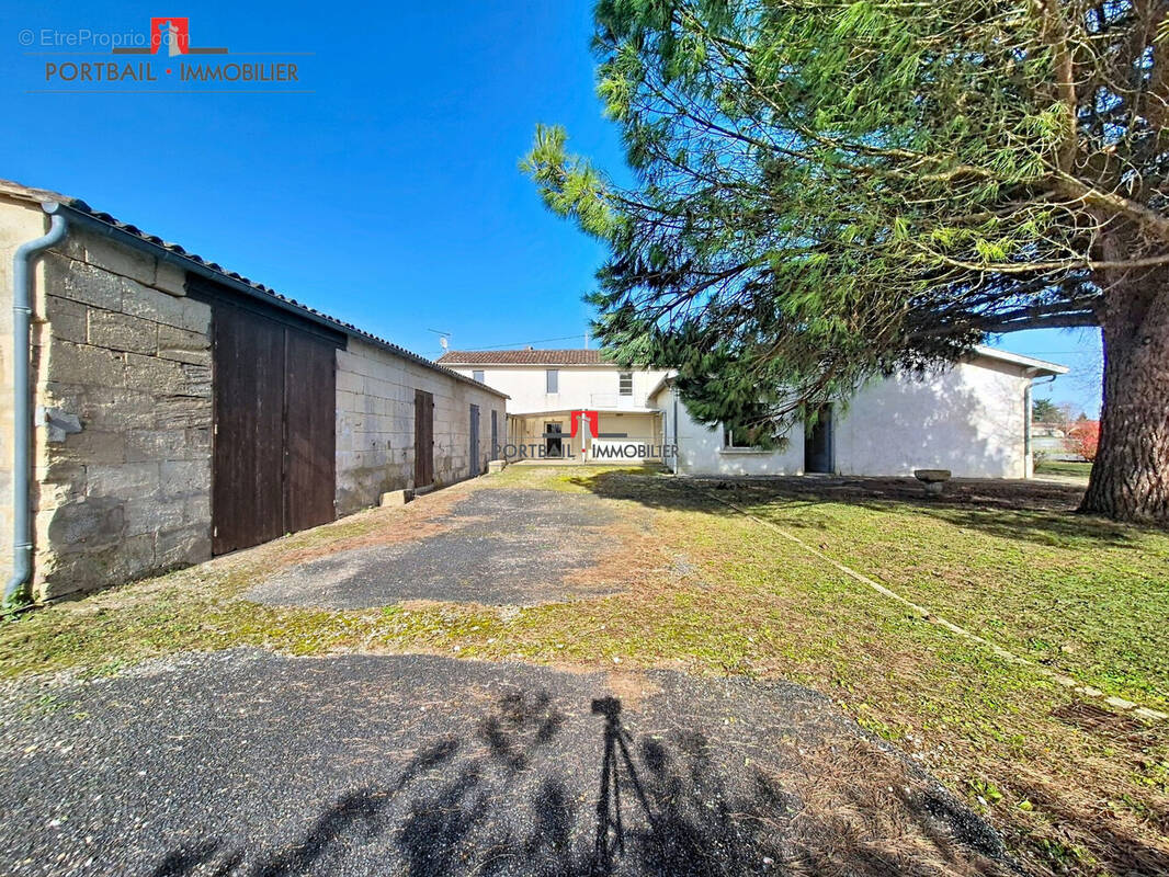 Maison 168 m² à Libourne  - photo 2