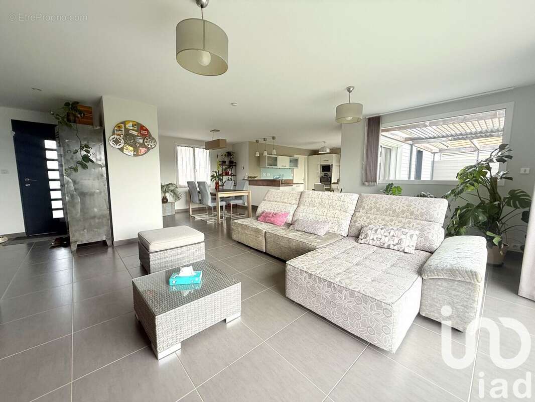 Photo 3 - Maison à YEVRES