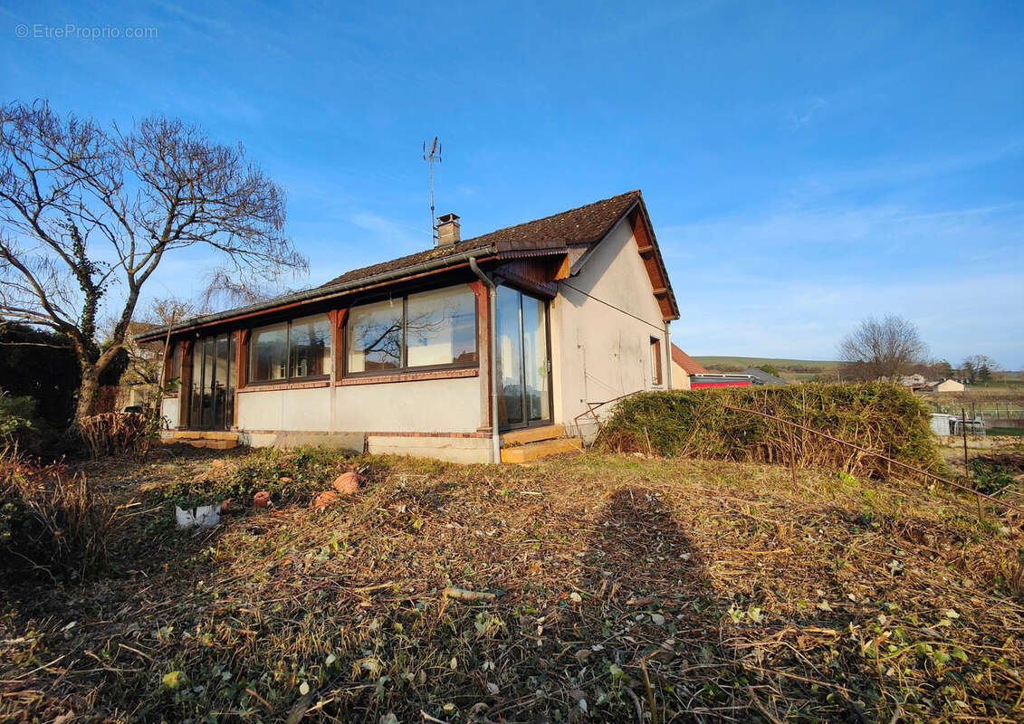 Maison à BUSSY-EN-OTHE