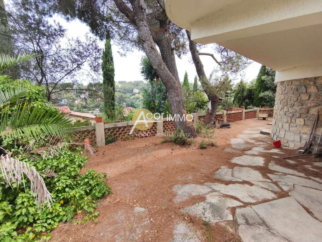 Villa t3 + t2 + garage - photo 12