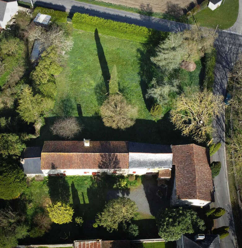 Élégante bâtisse du XVIIe siècle avec parc arboré et grottes troglodytiques   Proche de Doué-la-Fontaine - photo 14