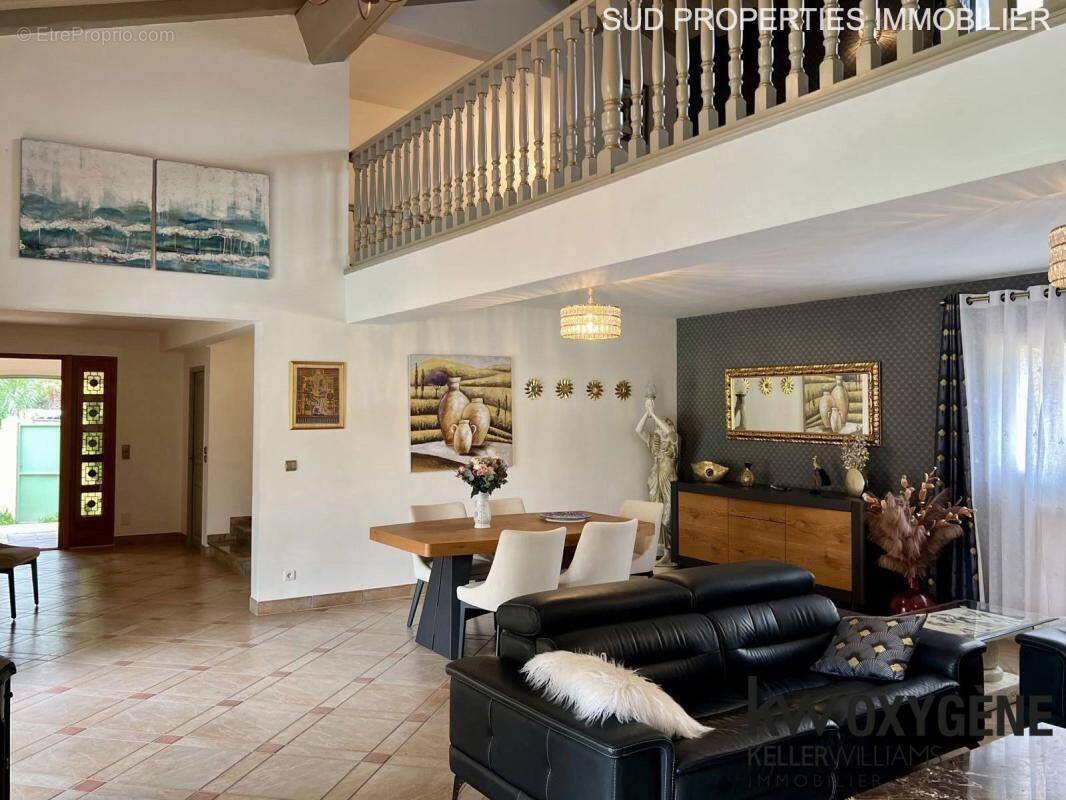 Maison à SAINT-CYPRIEN