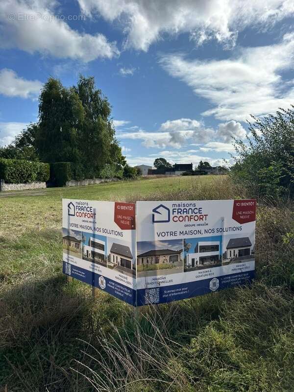 Photo Terrain à Agny au prix de 78 000€