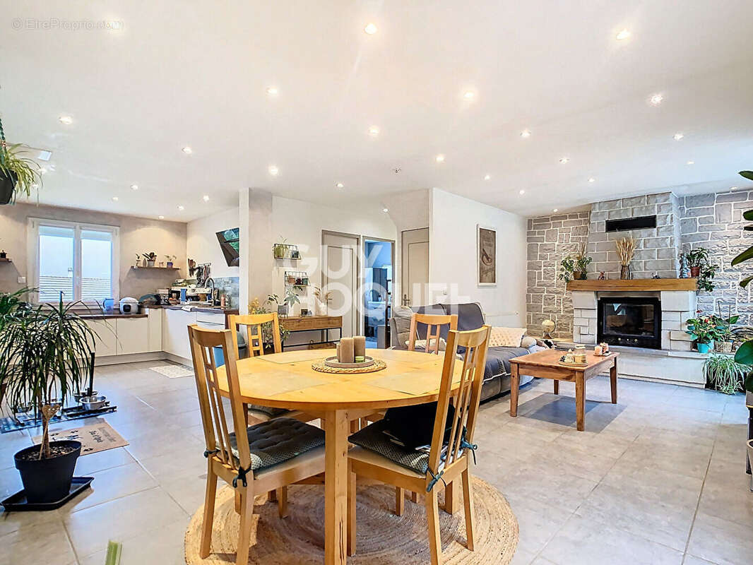 Maison à BONNEUIL-EN-VALOIS