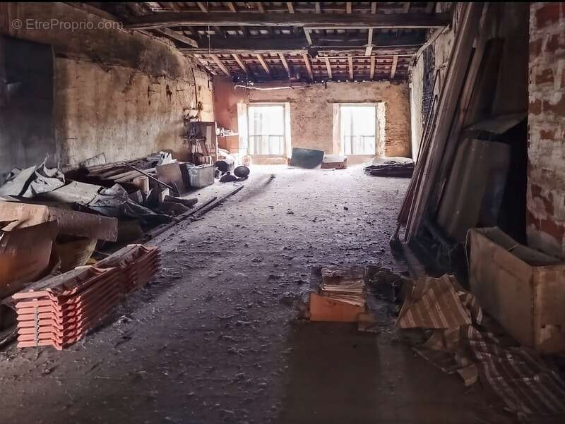 Maison à TRIE-SUR-BAISE