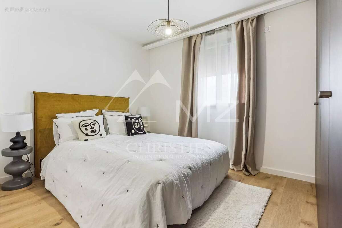 Appartement à LE CANNET