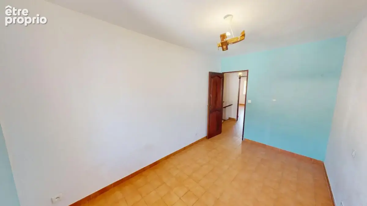 Le MUY, Maison de village 115m² avec grand garage et vie tout à pied ! - photo 6