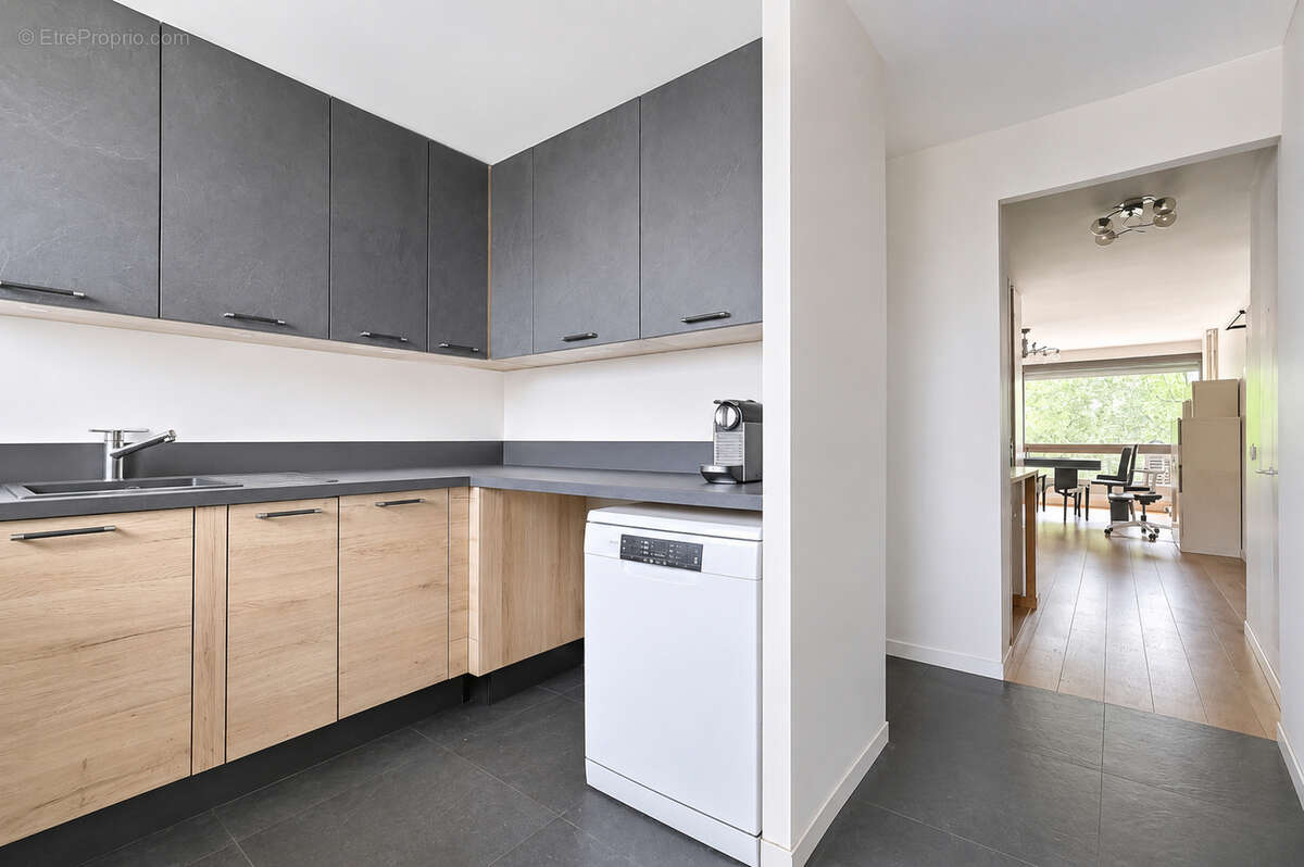 Appartement à PARIS-19E