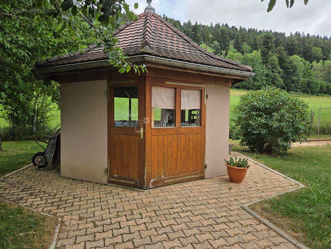 Maison  9 pieces 163m² sur terrain de 20.88 ares 549000 euros - photo 9