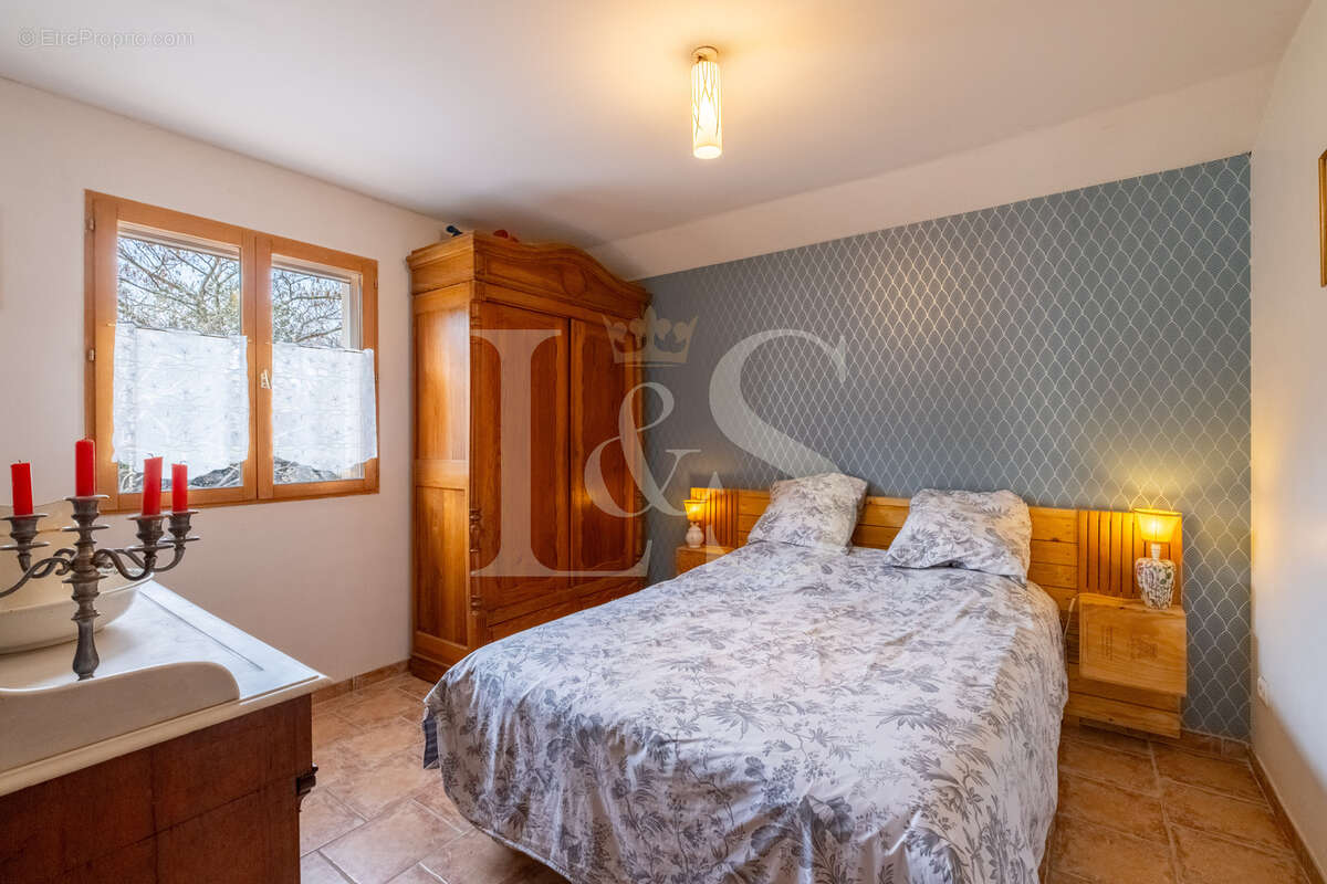 Maison à BUIS-LES-BARONNIES