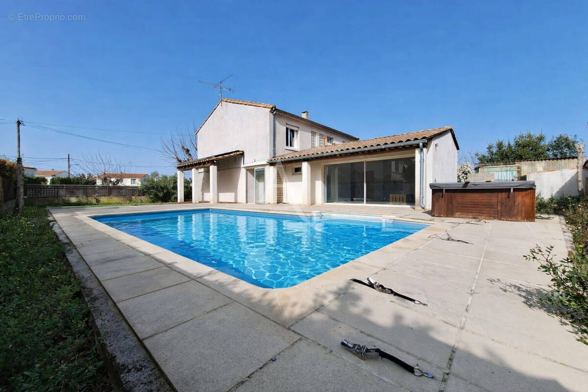 Maison à MARGUERITTES