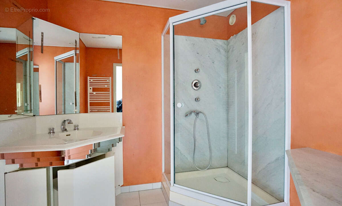 3 chambres / hypercentre / balcon - photo 9