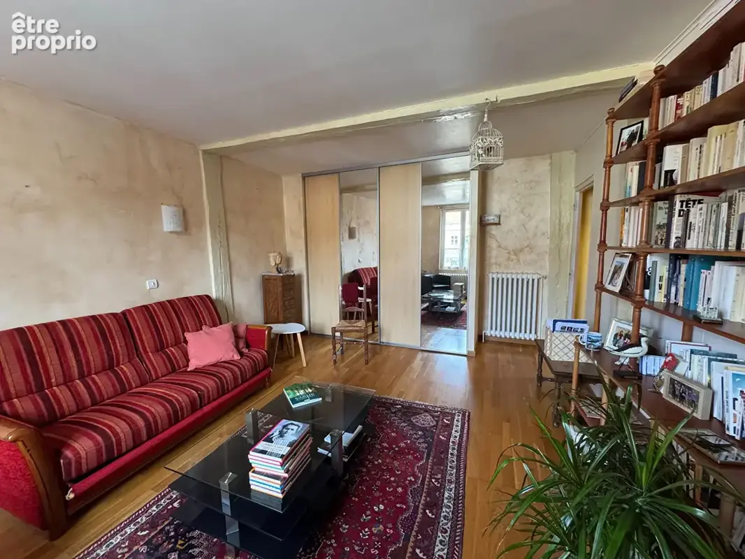 Belle maison de ville avec  cour et garage. - photo 4