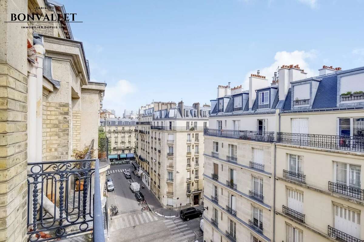 Appartement à PARIS-15E