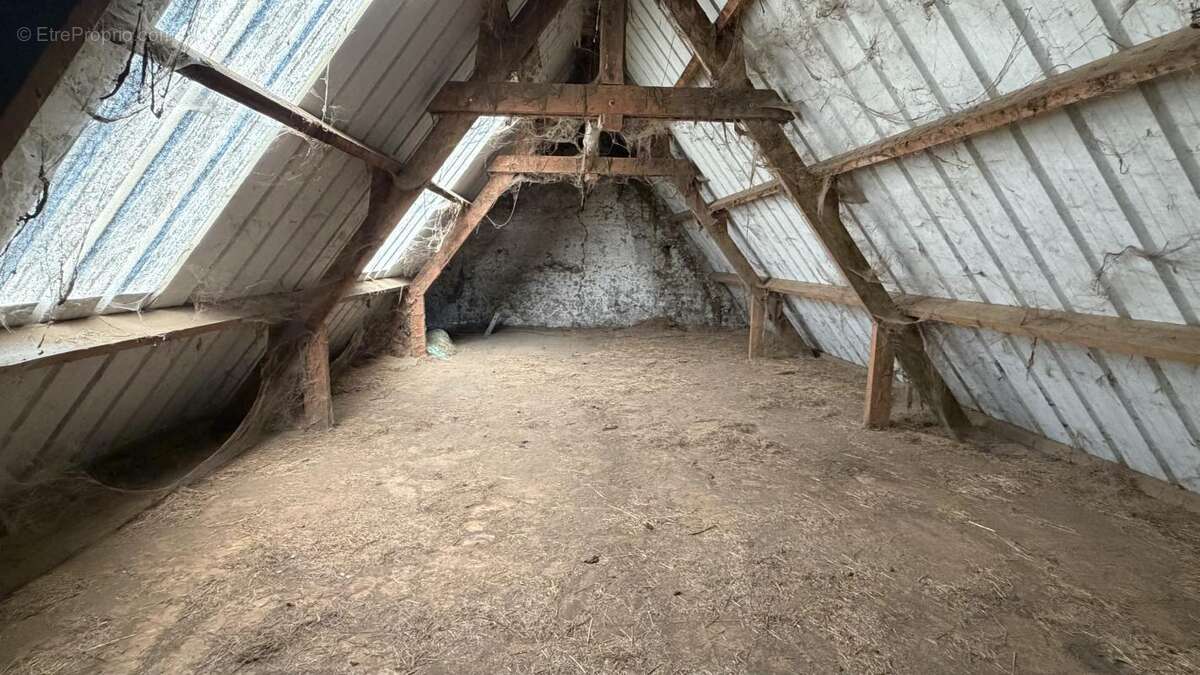 Maison à CAMPAN
