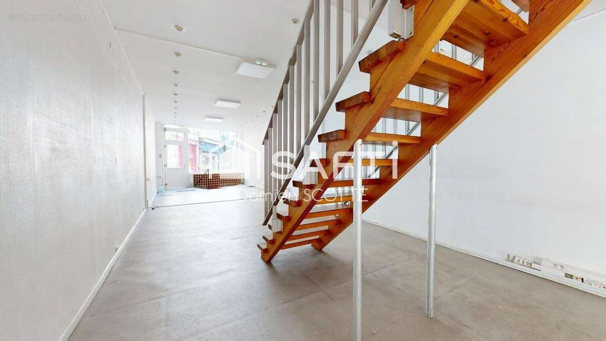 Appartement 270 m² à Douai  - photo 2