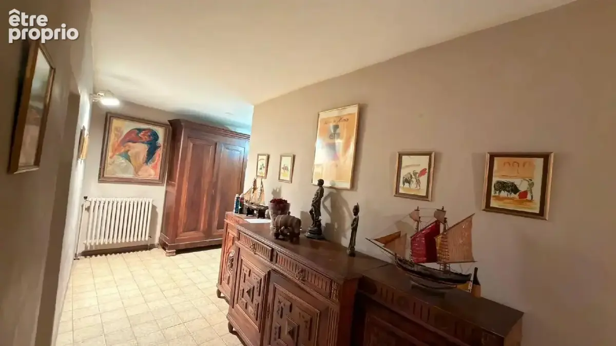 Maison 14 pièces 550 m² à vendre à Saint-Quentin-La-Poterie (30700) - photo 4
