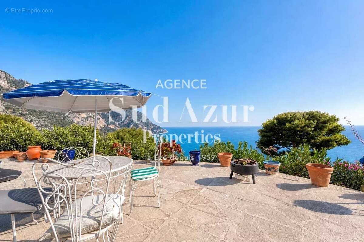 Maison à EZE