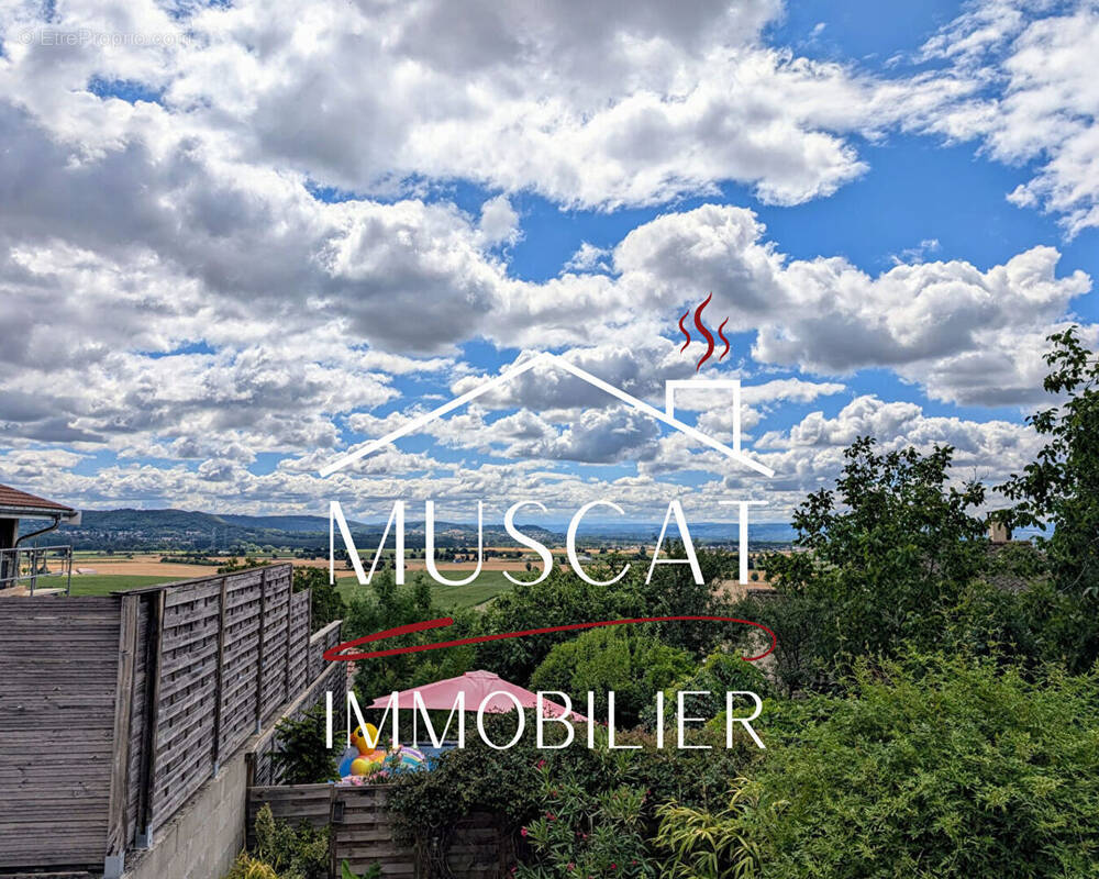 Maison à SATOLAS-ET-BONCE