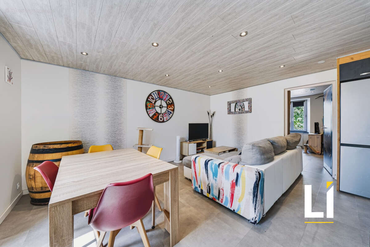 Appartement 64 m² à Charquemont  - photo 2