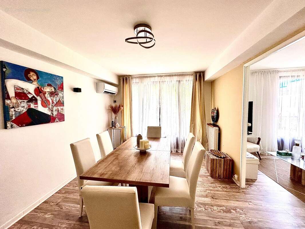 Marseille 9ème, le Cabot/Panouse, T3/4 de 74m2 au calme + Balcon + Cave - photo 2