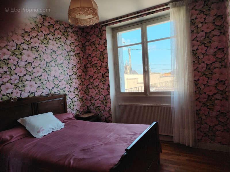 Maison à ASSAIS-LES-JUMEAUX