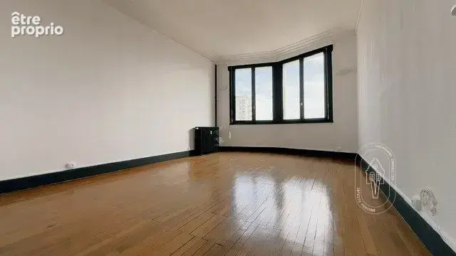 Appartement 3 pièces 79 m² à vendre à Lille (59000) - photo 2
