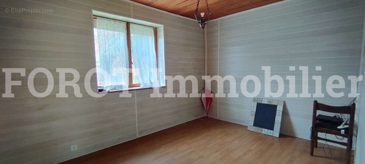 Maison à SAINT-MARTIN-DE-VALAMAS