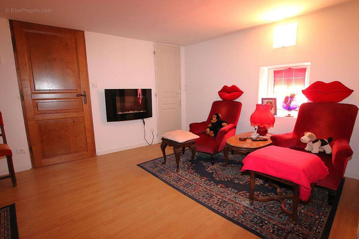 Maison de caractère 180 m² ? avec exterieur ? sous-sol intégral ? dpe c - photo 5