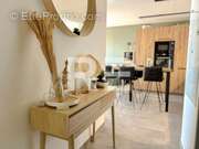 Appartement à GARONS