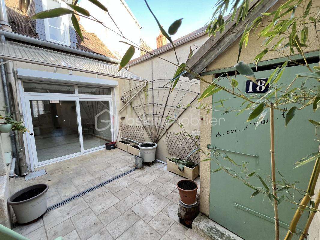 Maison à LA CHARITE-SUR-LOIRE