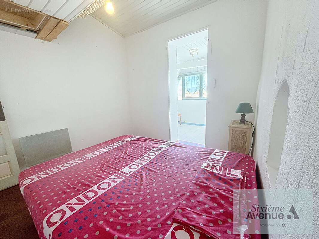 Maison à SIX-FOURS-LES-PLAGES