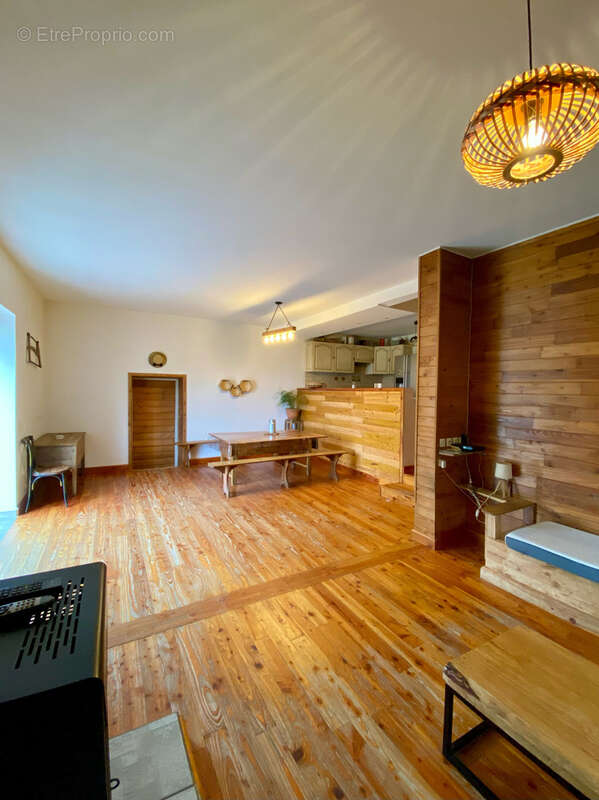 Sous compromis - Maison en pierres 160 m2 dans un environnement préservé avec vue ! - photo 7