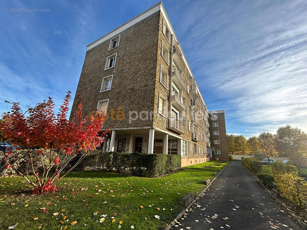 Appartement à RIS-ORANGIS