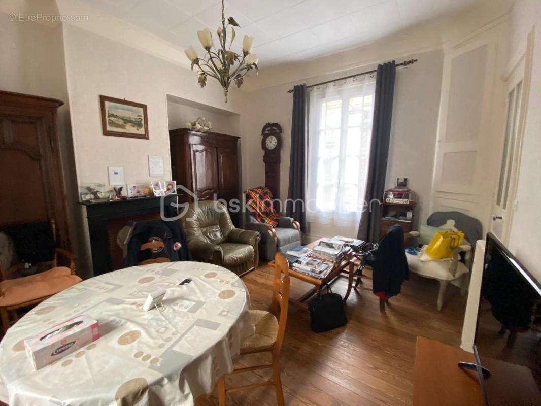 Maison à EU