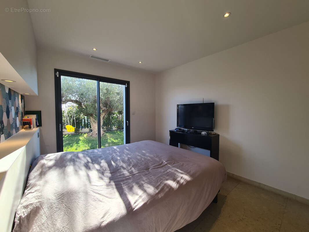 Maison à RESTINCLIERES