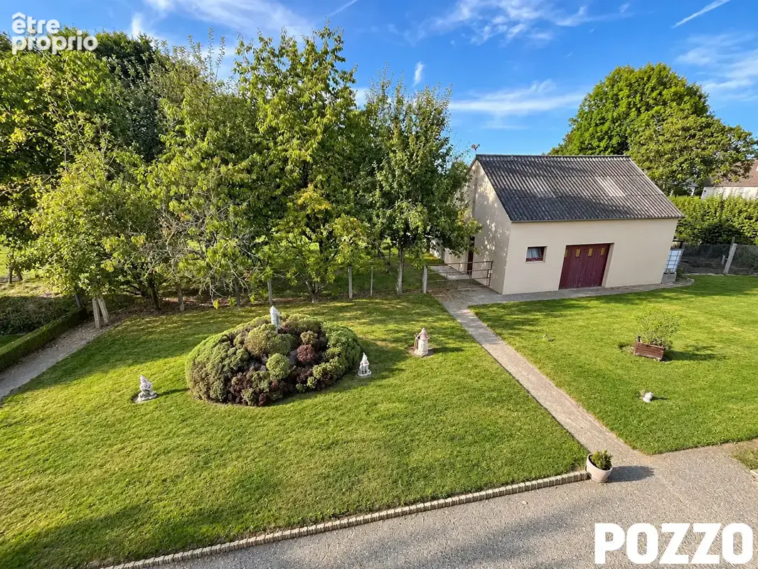 A Vendre - Saint Hilaire Du Harcouet  - Maison 4 pièce(s) 82.14 m² - TERRAINS CONSTRUCTIBLES - GARAGE - photo 5