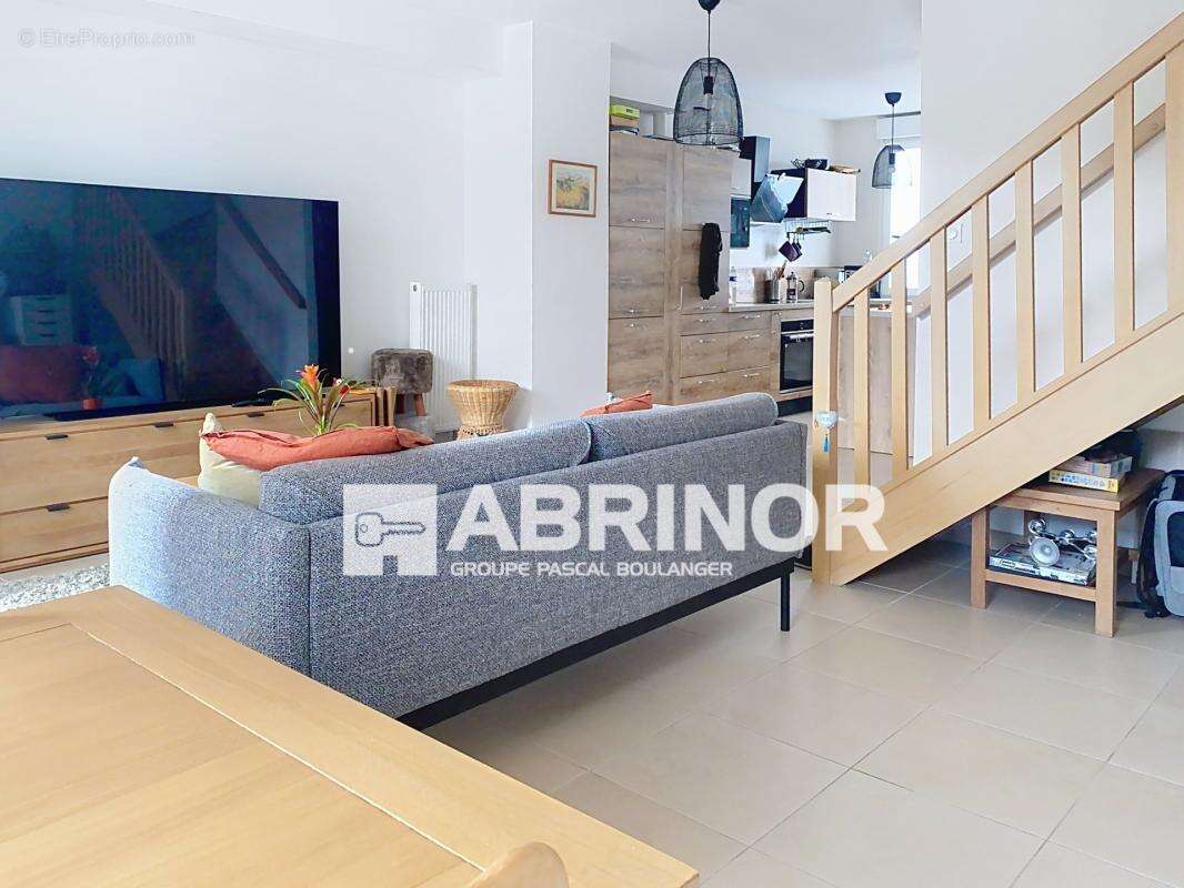 Lille - Appartement de Type 4 - Duplex - 3 chambres - Jardin - 1 place de parking - photo 2